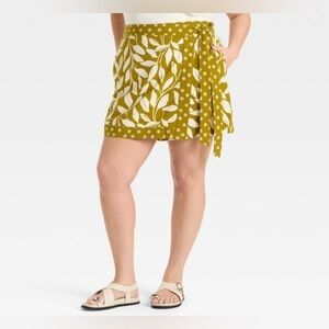 XXL NWT Ava and Viv Target wrap mini skirt skort shorts green tropical floral